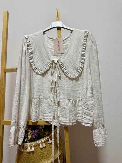 Camisa de Laços com Gola