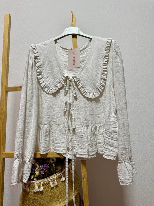 Camisa de Laços com Gola