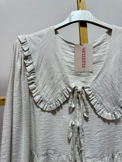 Camisa de Laços com Gola