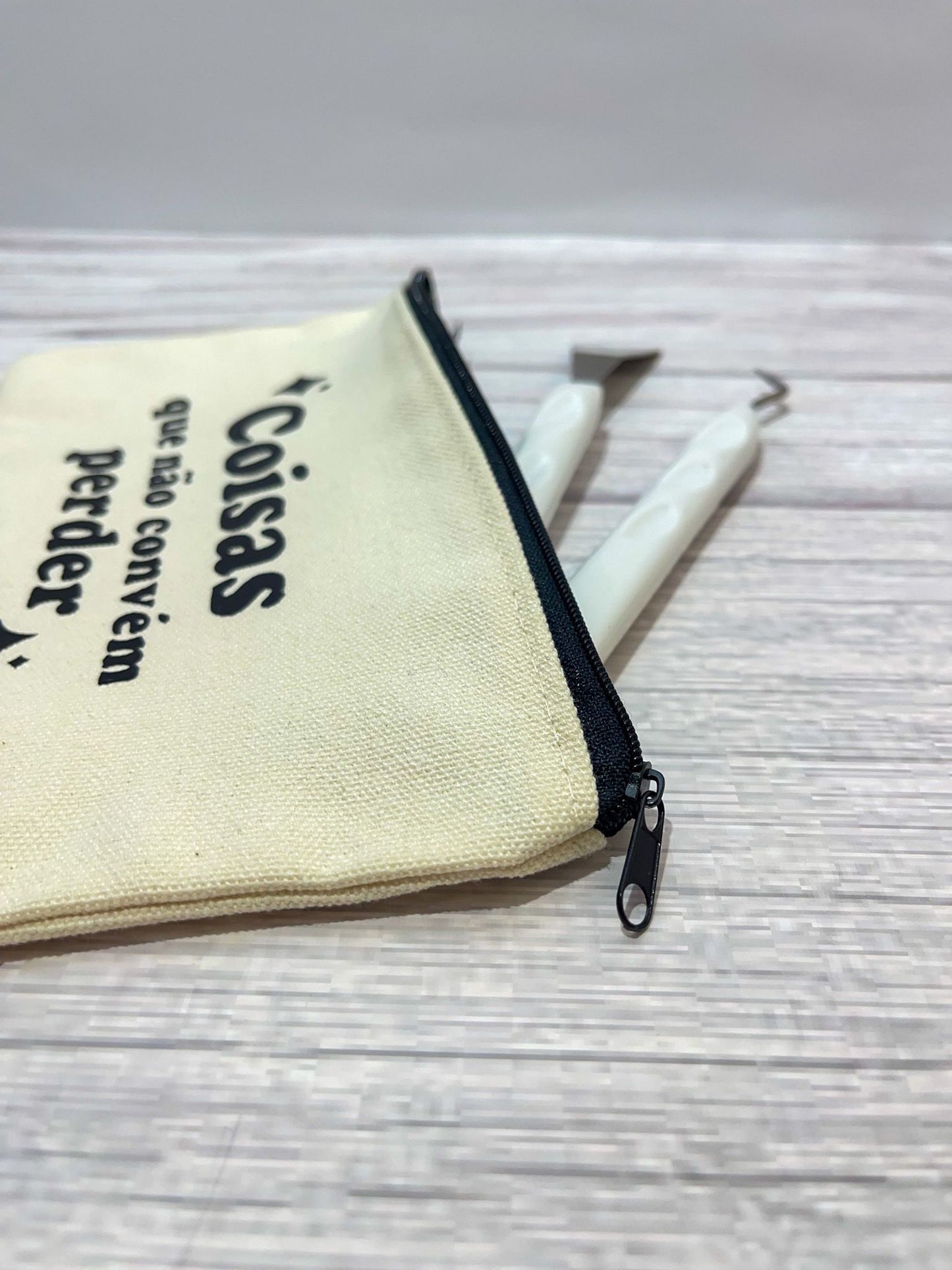 Bolsa de Fecho - "Coisas que não convém perder"