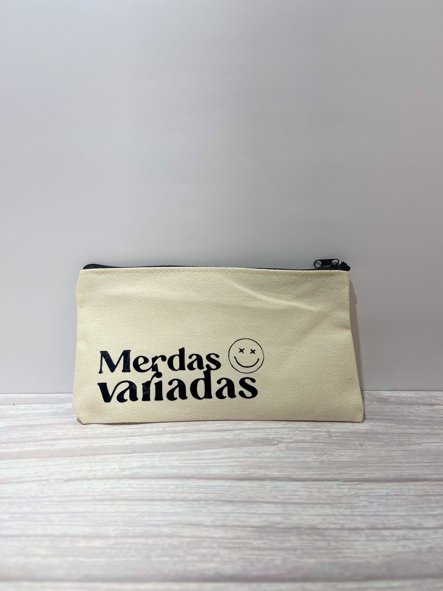 Bolsa de Fecho - "Merdas Variadas"