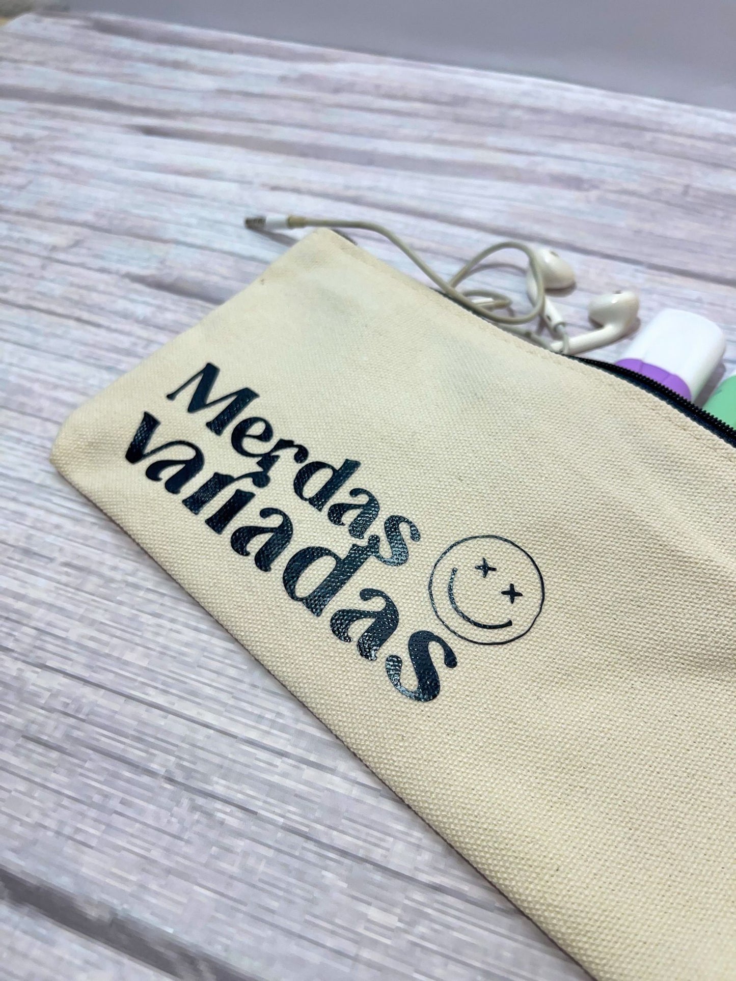 Bolsa de Fecho - "Merdas Variadas"