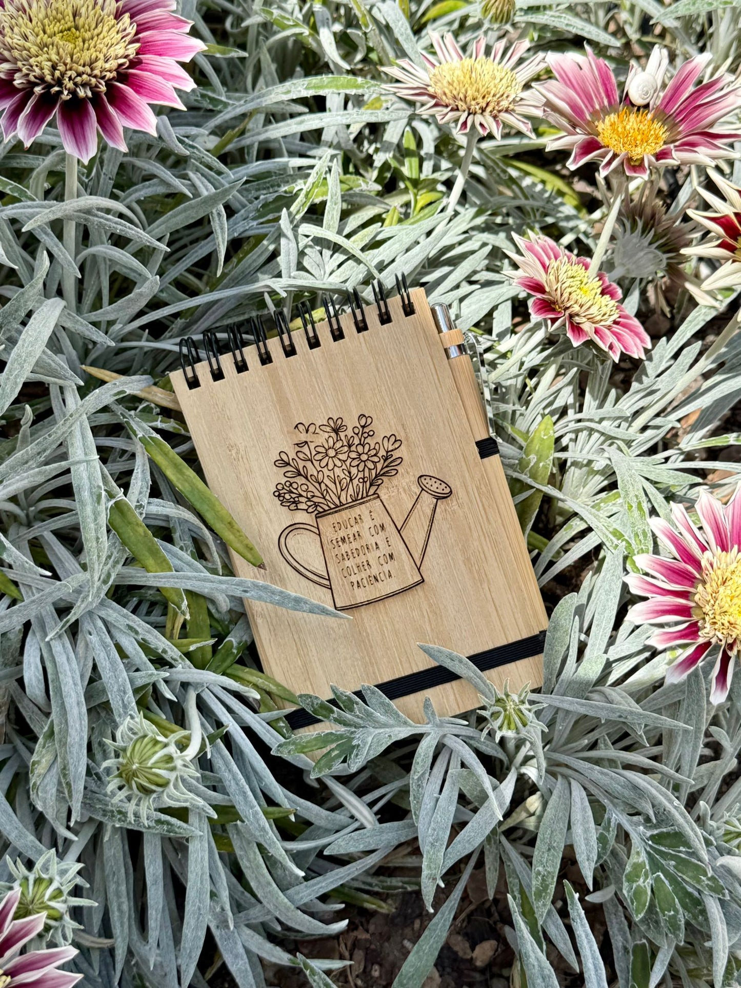 Bloco de Notas com Caneta - Regador